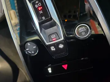 AUDI Q4 40 e-tron SONOS LEDER NAVI RFK 20 WÄRMEPUMPE