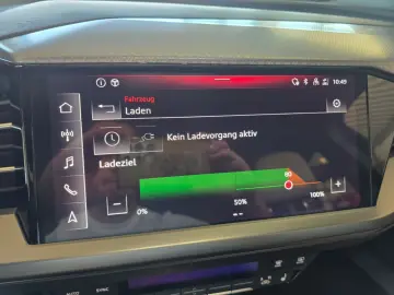 AUDI Q4 40 e-tron SONOS LEDER NAVI RFK 20 WÄRMEPUMPE