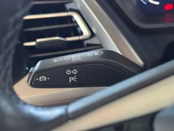 AUDI Q4 40 e-tron SONOS LEDER NAVI RFK 20 WÄRMEPUMPE
