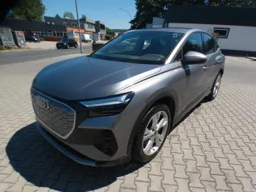 AUDI Q4 e-tron Sportback advanced Navi SHZ Sound LED
