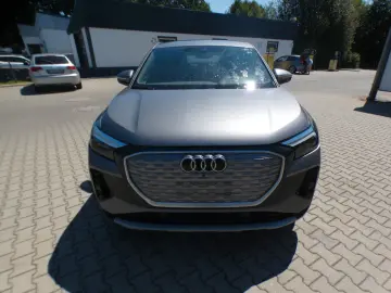 AUDI Q4 e-tron Sportback advanced Navi SHZ Sound LED