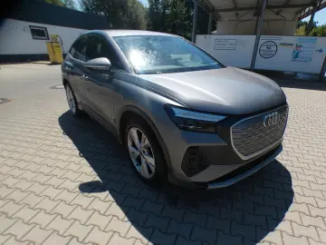 AUDI Q4 e-tron Sportback advanced Navi SHZ Sound LED