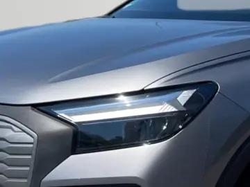 AUDI Q4 e-tron 40 MMI PDC LED SOUNDSYSTEM