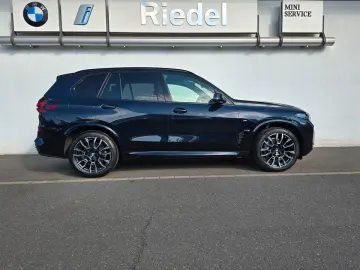 BMW X5 xDrive30d M Sportpaket AHK ab 3 49% eff.