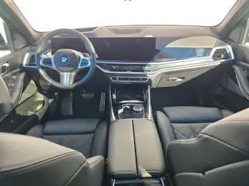 BMW X5 xDrive30d M Sportpaket AHK ab 3 49% eff.