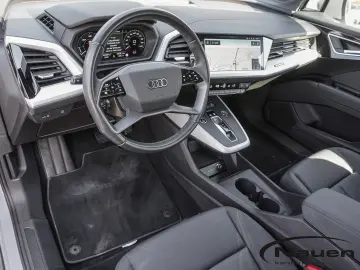 AUDI Q4 e-tron 40  AHK Wärmepumpe ACC Navi SHZ