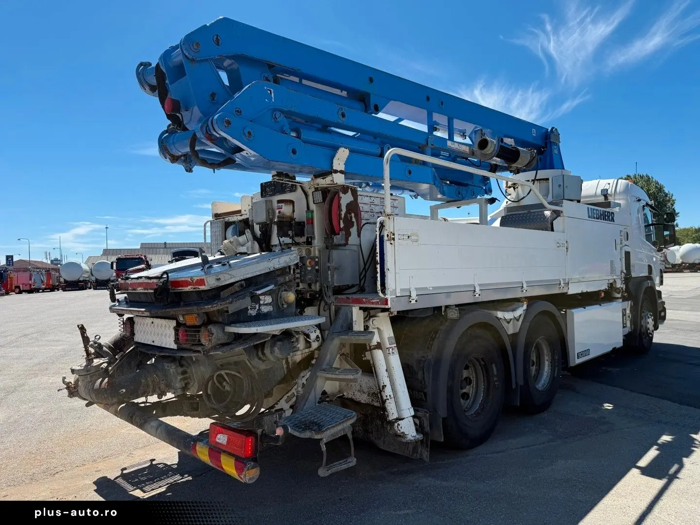 SCANIA P410 6x4 Liebherr THP 140 H 24 M4XH Concretepump