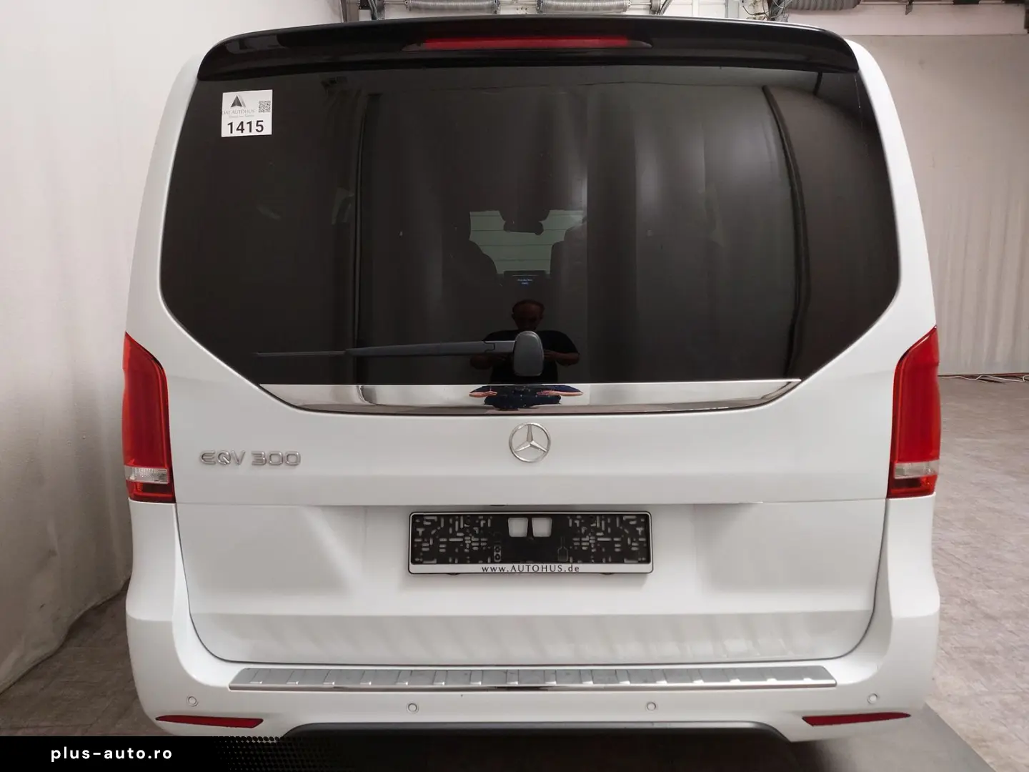 MERCEDES-BENZ EQV 300 lang NAVI LED 360- Kamera