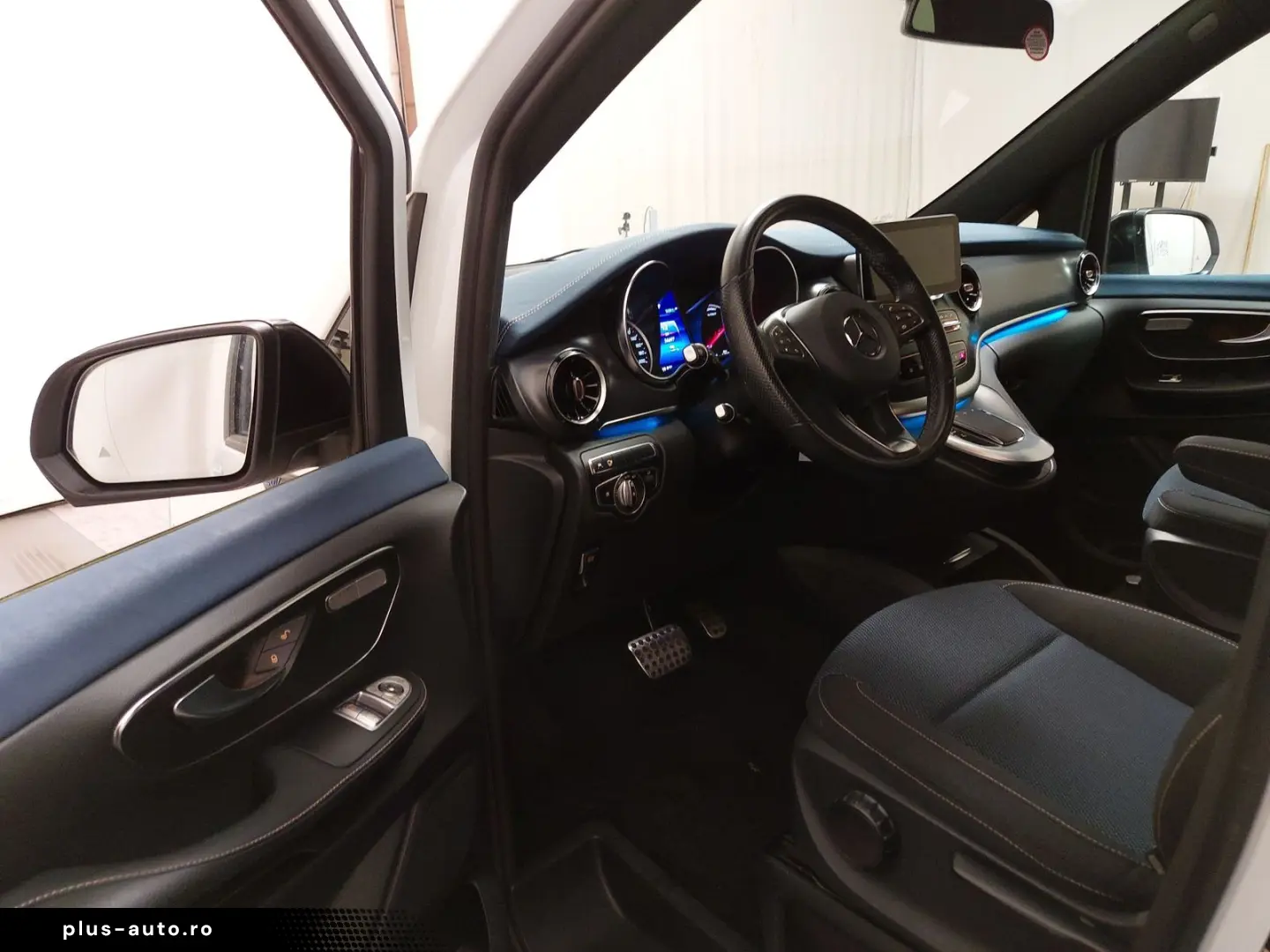 MERCEDES-BENZ EQV 300 lang NAVI LED 360- Kamera