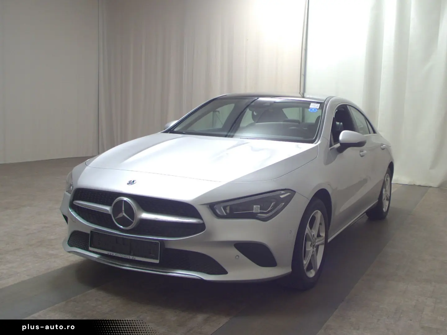 MERCEDES-BENZ CLA 250 e Progressive Pano Ambiente