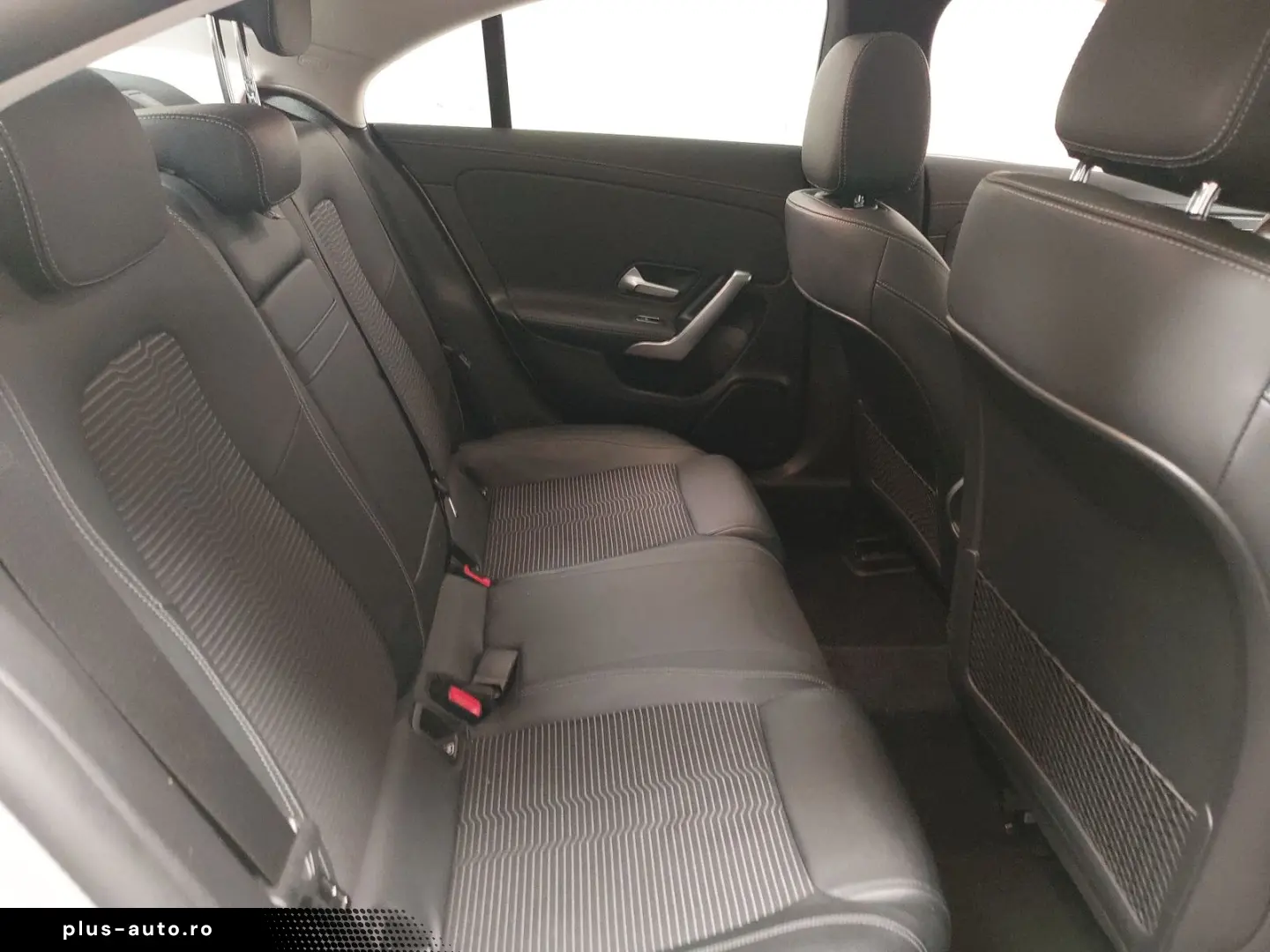 MERCEDES-BENZ CLA 250 e Progressive Pano Ambiente