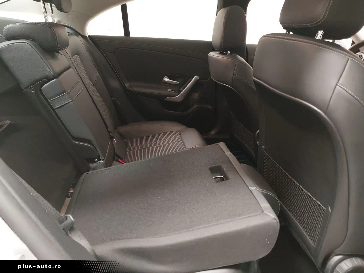 MERCEDES-BENZ CLA 250 e Progressive Pano Ambiente
