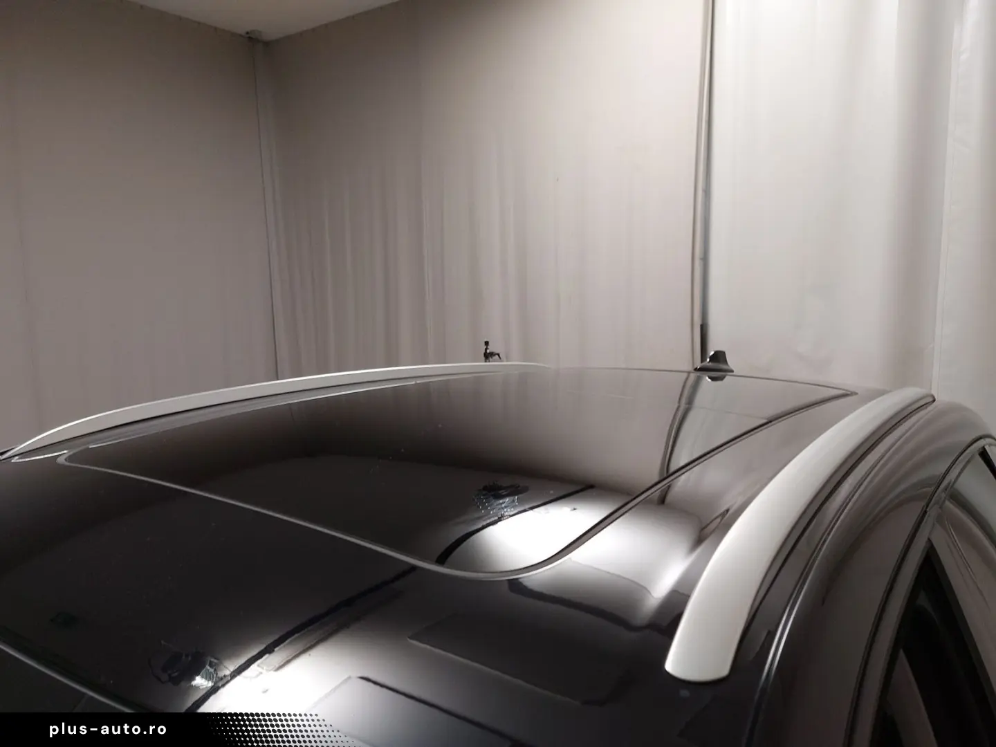 MG Marvel R Luxury Leder Navi LED Pano