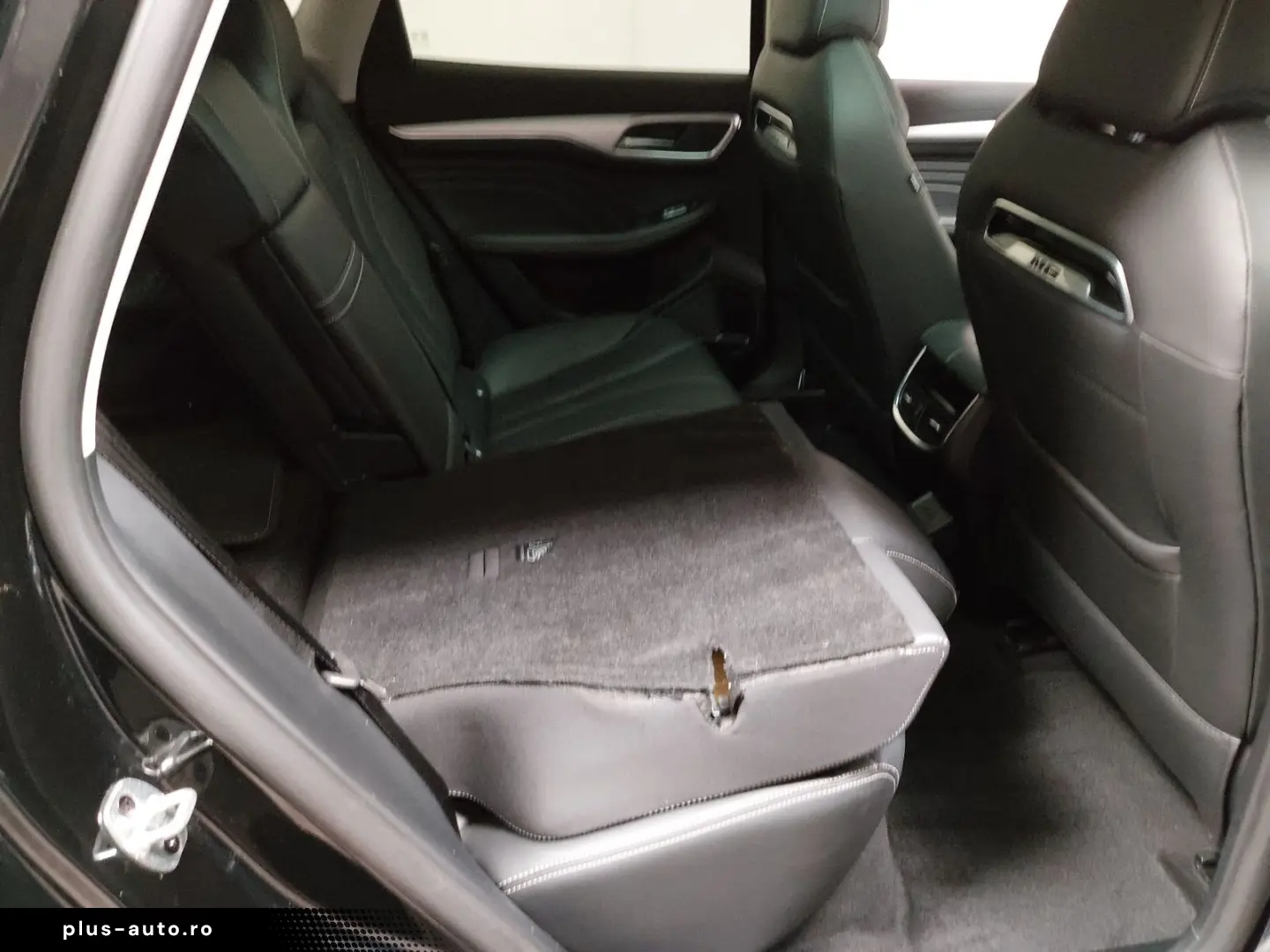 MG Marvel R Luxury Leder Navi LED Pano