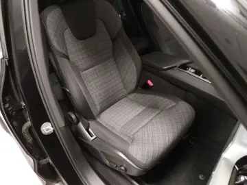 VOLVO XC60 Momentum Pro LED GSD KAMERA
