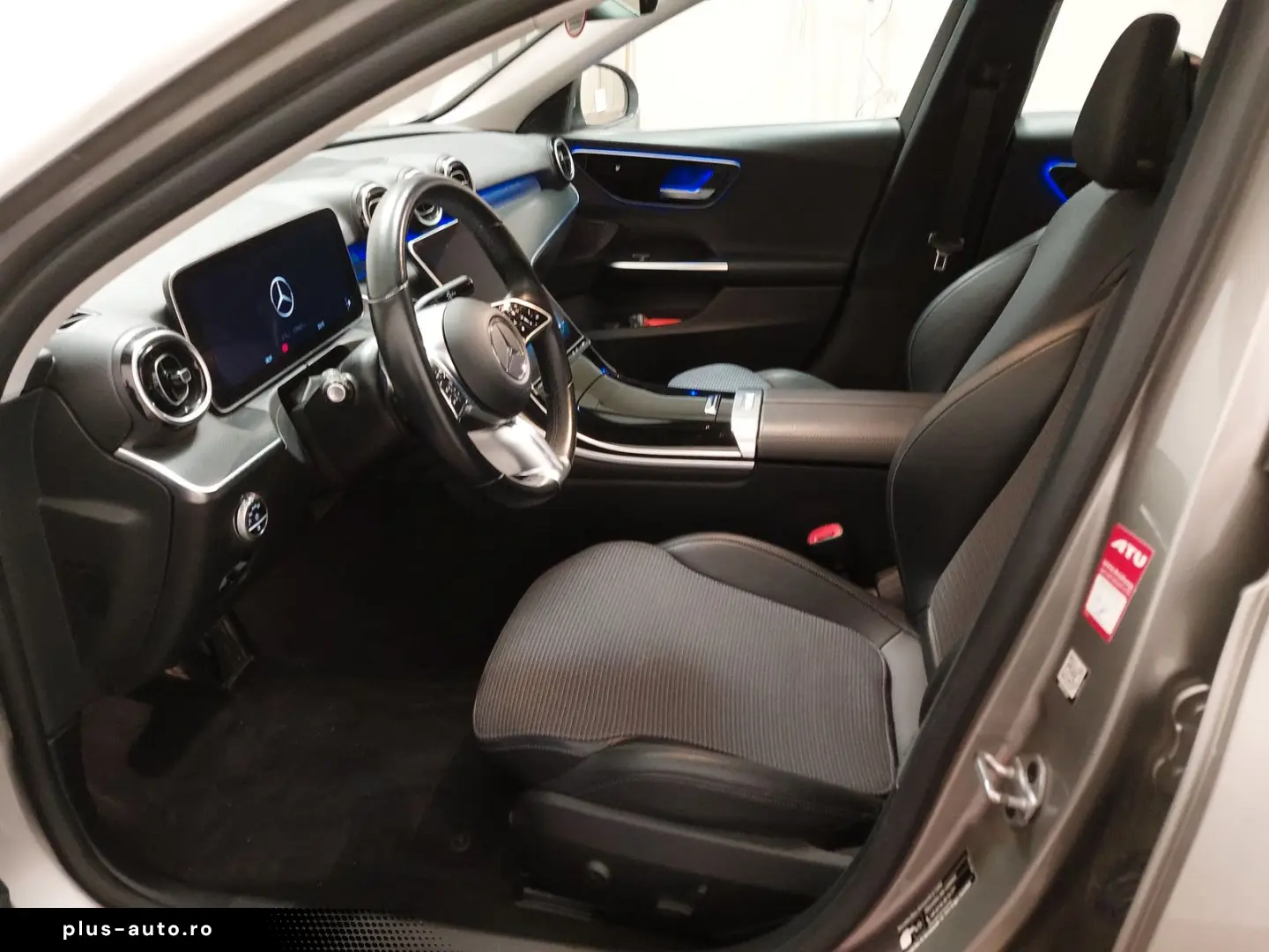 MERCEDES-BENZ Avantgarde Navi LED MBUX  T-Leder