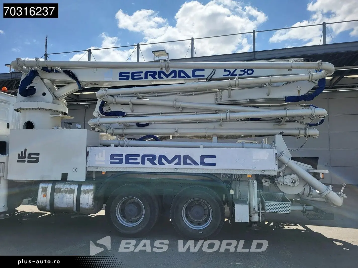 MERCEDES-BENZ Arocs 3342 6X4 SERMAC 5Z36 Concrete Pump