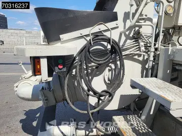 MERCEDES-BENZ Arocs 3342 6X4 SERMAC 5Z36 Concrete Pump