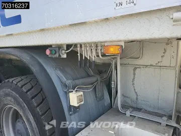 MERCEDES-BENZ Arocs 3342 6X4 SERMAC 5Z36 Concrete Pump