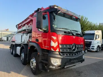 MERCEDES-BENZ Arocs 3543 Liebherr Hallenmeister 32m