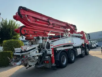 MERCEDES-BENZ Arocs 3543 Liebherr Hallenmeister 32m