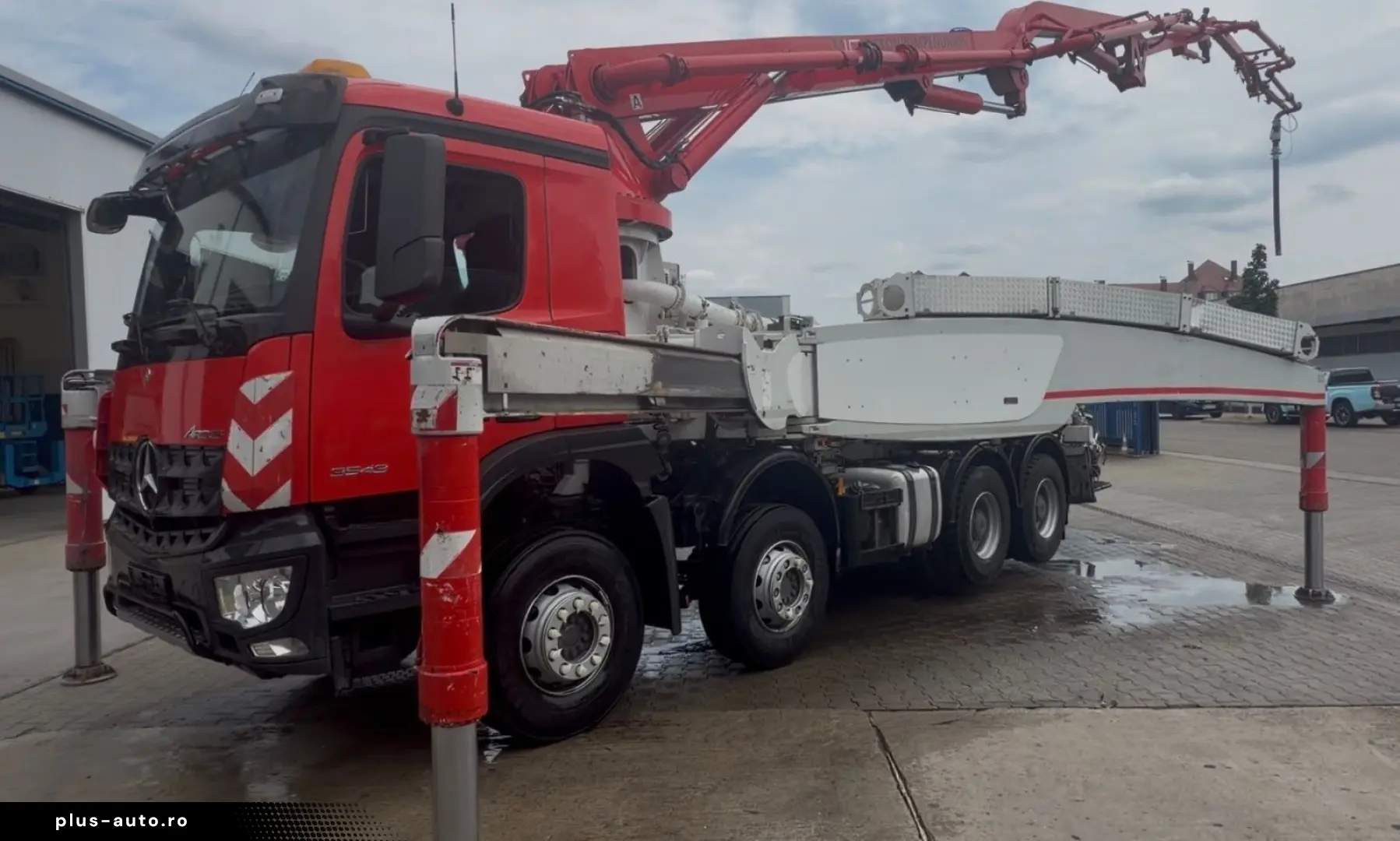 MERCEDES-BENZ Arocs 3543 Liebherr Hallenmeister 32m
