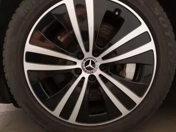 MERCEDES-BENZ EQE300 Leder Navi LED Kamera