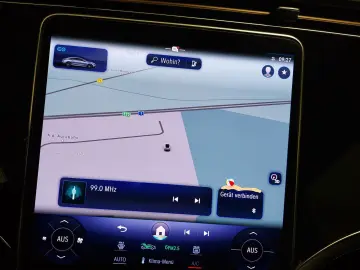 MERCEDES-BENZ EQE300 Leder Navi LED Kamera