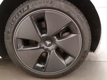 TESLA Model 3 Long Range AWD NAVI LED PANO KAMERA
