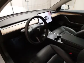 TESLA Model 3 Long Range AWD NAVI LED PANO KAMERA