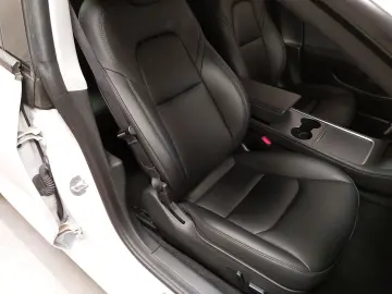 TESLA Model 3 Long Range AWD NAVI LED PANO KAMERA