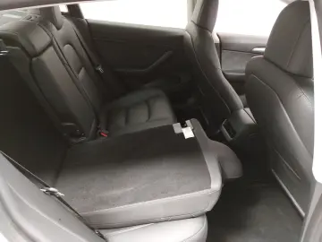 TESLA Model 3 Long Range AWD NAVI LED PANO KAMERA