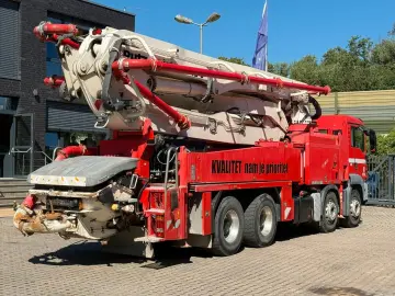 MAN TGS 35.440 8x4 Putzmeister 42m