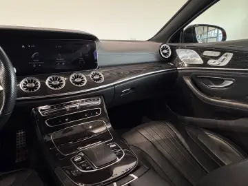 Mercedes-Benz CLS 400d AMG