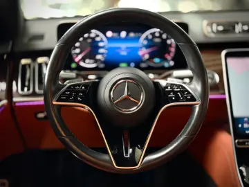 Mercedes-Benz S 450 4MATIC   Garanție