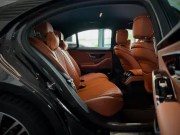 Mercedes-Benz S 450 4MATIC   Garanție