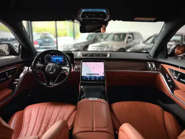 Mercedes-Benz S 450 4MATIC   Garanție