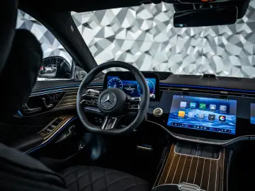 Mercedes-Benz S 580 e 4M L FACELIFT AMG First-Class
