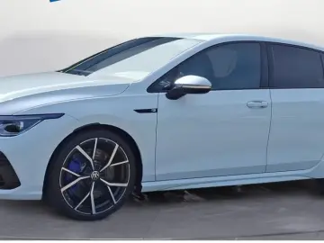 VW Golf R 2.0 TSI 4Motion DSG Performance