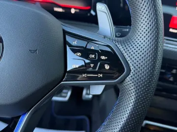 VW Golf VIII R Performance 4Motion