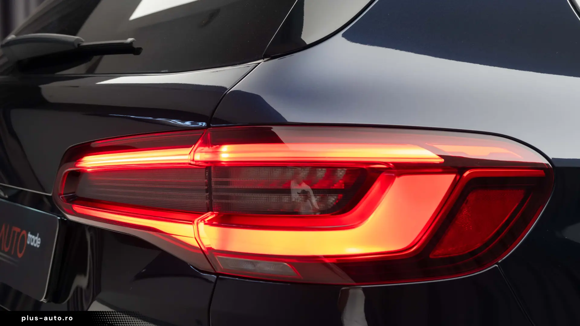 BMW M5 M50d