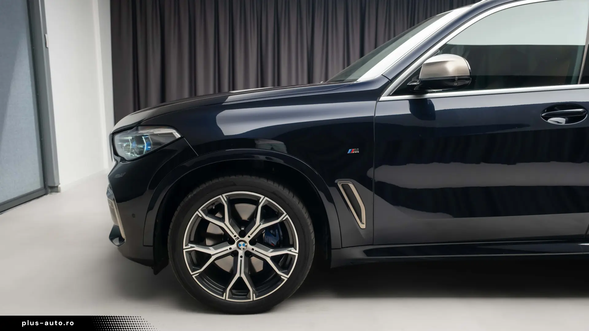 BMW M5 M50d