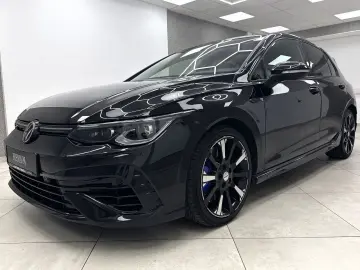 VW Golf R 4 Performance