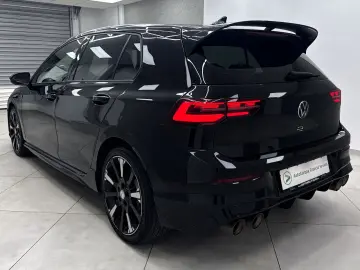 VW Golf R 4 Performance