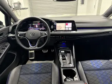 VW Golf R 4 Performance