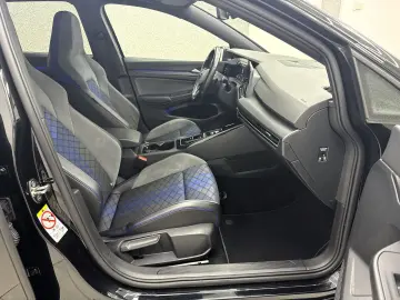 VW Golf R 4 Performance