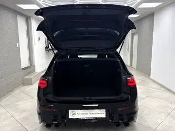 VW Golf R 4 Performance