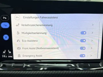 VW Golf R 4 Performance