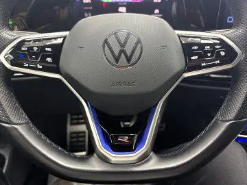 VW Golf R 4 Performance