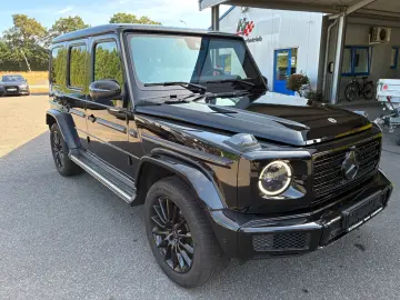 MERCEDES-BENZ G 400